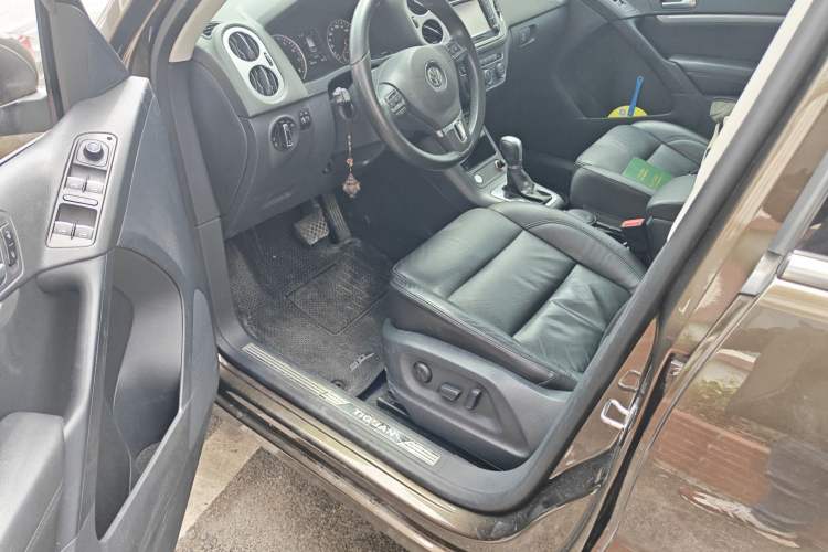 Used Volkswagen Tiguan 2015 1.8TSI Automatic Two-Wheel Drive Luxury Model