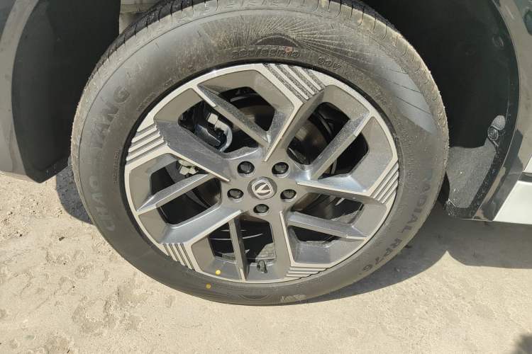 Used CHANGAN CS75 PLUS 2025 4th Generation 1.5T New Blue Whale Smart Luxury Edition