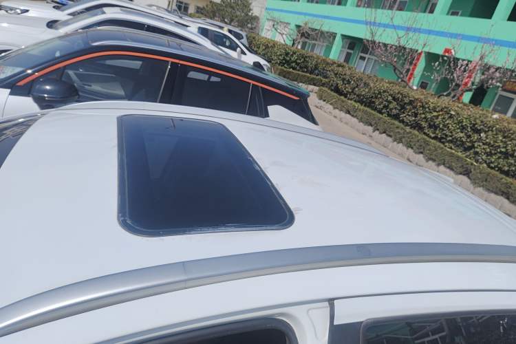 Used Geely Auto Vision X3 2021 PRO 1.5L CVT Deluxe Model
