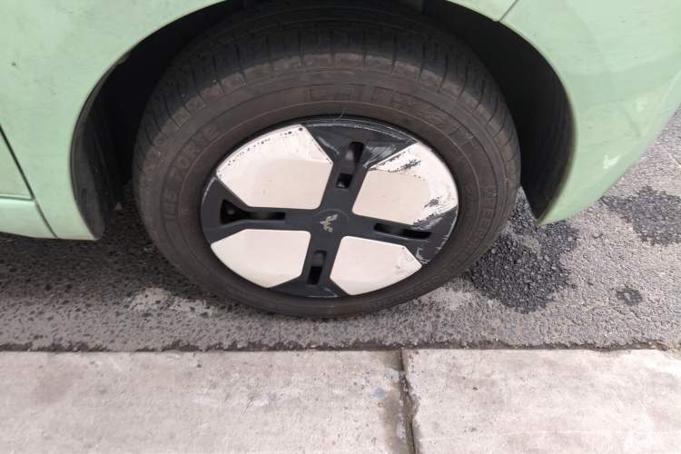 Used Wuling Hongguang MINIEV 2024 3rd Generation 215km Advanced Version
