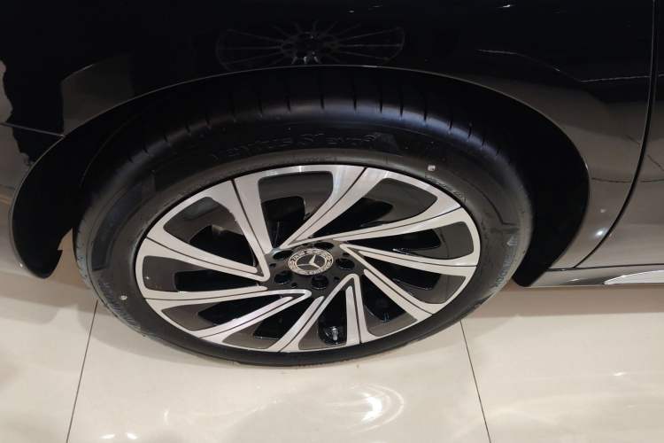 Used Mercedes-Benz E-Class 2024 E 300 L Luxury Model