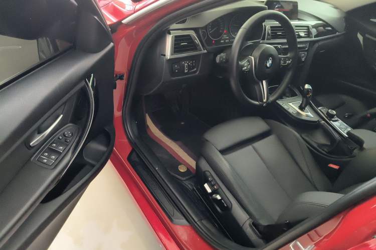 Used BMW 3 Series 2018 320Li Fashion Model
