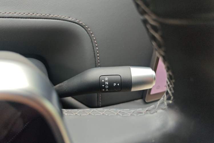 Used Li Auto L8 2024 Pro Model Gear Lever