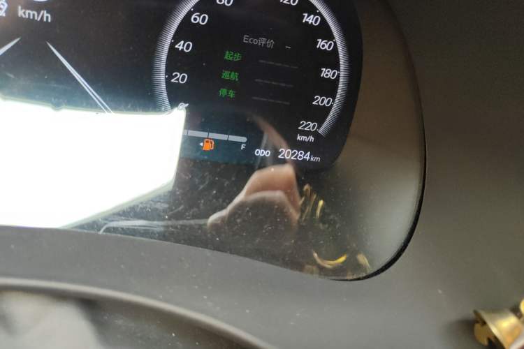 Used Toyota Crown Kluger 2021 2.5L HEV Four-Wheel Drive Premium Edition Odometer Close Up