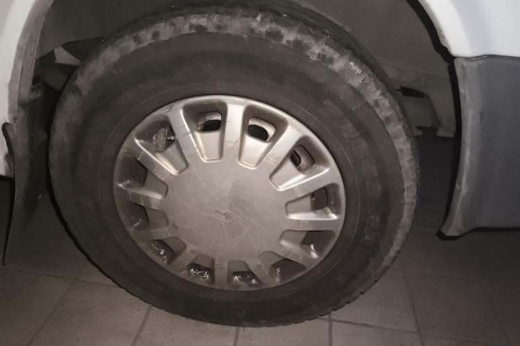 Used Ford Classic Transit 2015 2.8T Diesel Multi-Function Vehicle Short Wheelbase 6-Seater Mid-Roof Edition JX493ZLQ4
