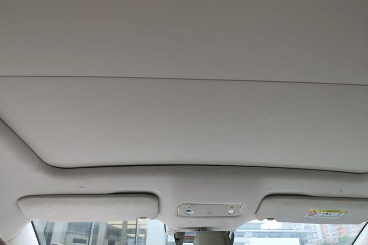 Used Hima Luxeed R7 2025 Range-Extended Version 251 km Max
