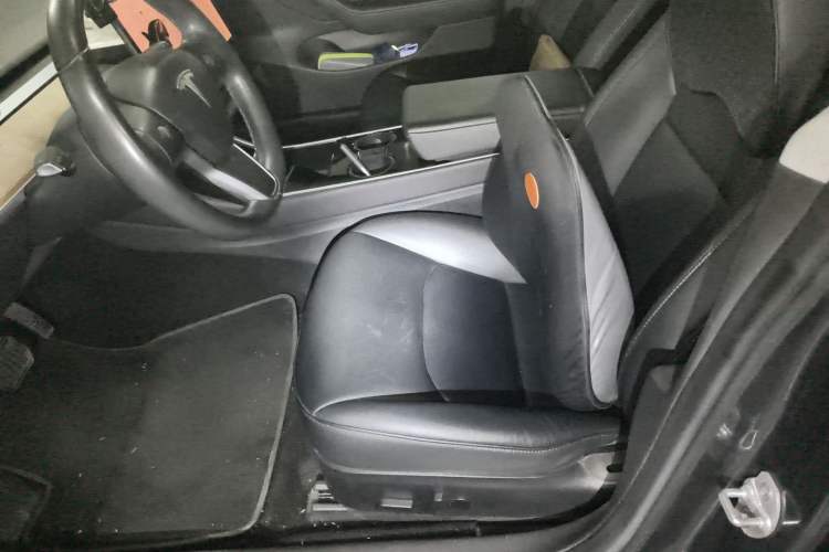 Used Tesla Model 3 2019 Long-Range Rear-Wheel-Drive Version
