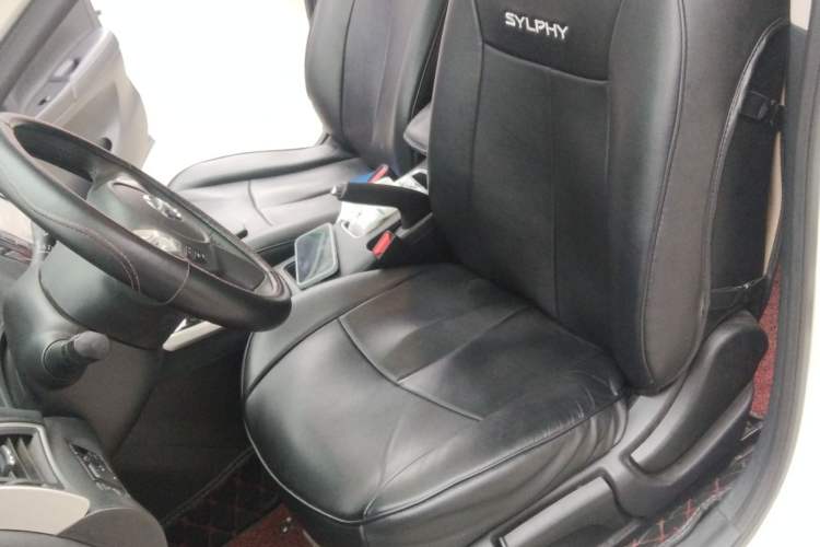 Used Nissan Sylphy 2018 1.6XV CVT Deluxe Edition Left Front Seat