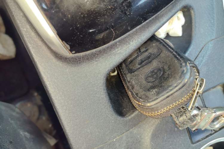 Used Toyota Corolla 2017 Revised Dual-Engine 1.8L E-CVT Leading Edition Vehicle Key