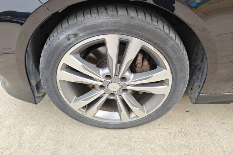 Used Mercedes-Benz E-Class 2015 Facelift E 200 L Sport Edition