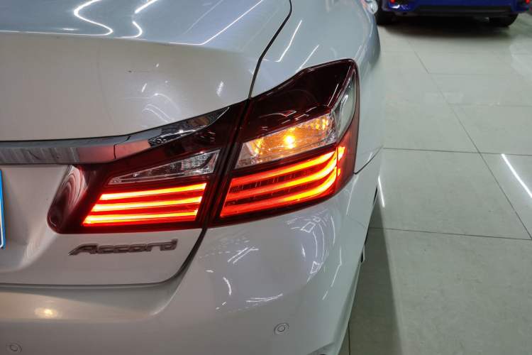 Used Honda Accord 2016 2.0L Comfort Edition
