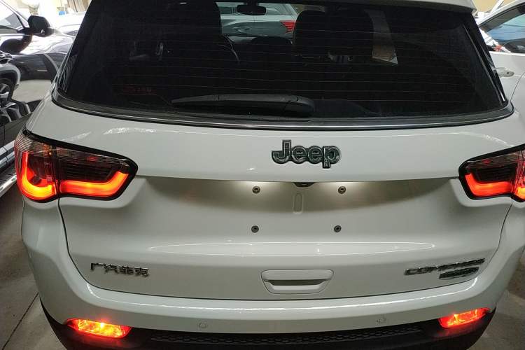 Used Jeep Compass 2017 200T Automatic Family Edition