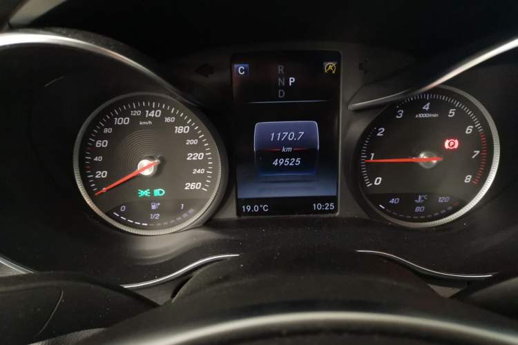 Used Mercedes-Benz C-Class 2017 Restyled C 200 Sport Edition Instrument Cluster