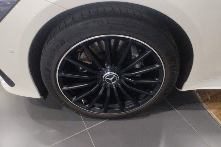 Used Mercedes-Benz AMG GT 2023 AMG GT 50 Four-Door Coupe Left Front Wheel Hub