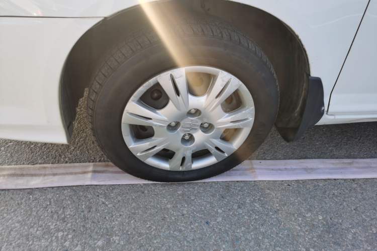 Used Everus S1 2014 1.3L Manual Comfort Edition
