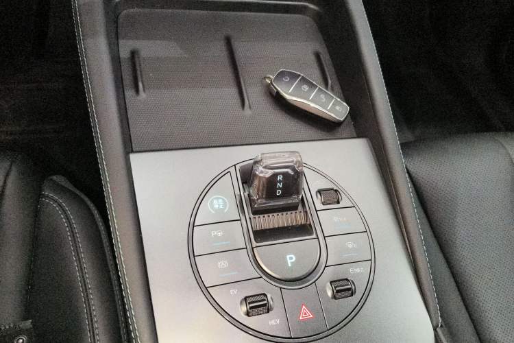 Used BYD Seal 06 New Energy 2025 DM-i Smart Drive 120KM Prestige Model