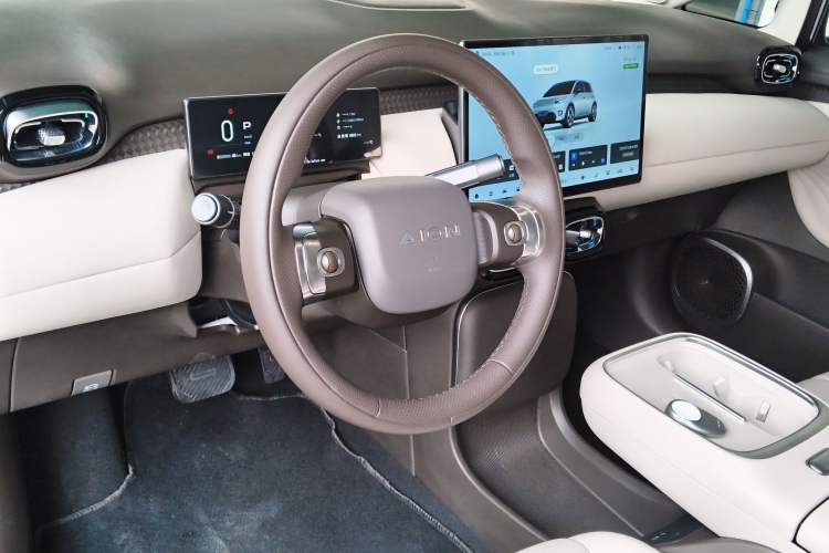 Used AION UT 2025 420 Prestige Edition
