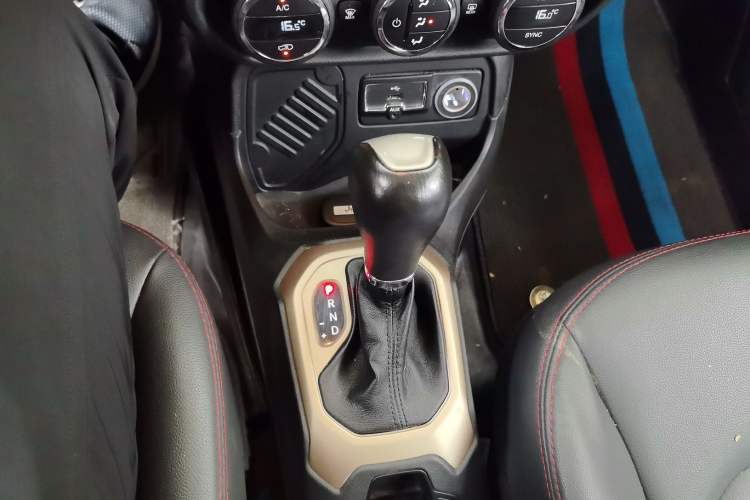 Used Jeep Renegade 2016 1.4T Automatic Jingneng Version+