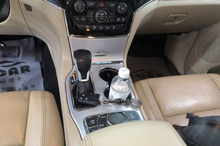 Used Jeep Grand Cherokee (Import) 2020 3.0L Elite Navigation Edition
