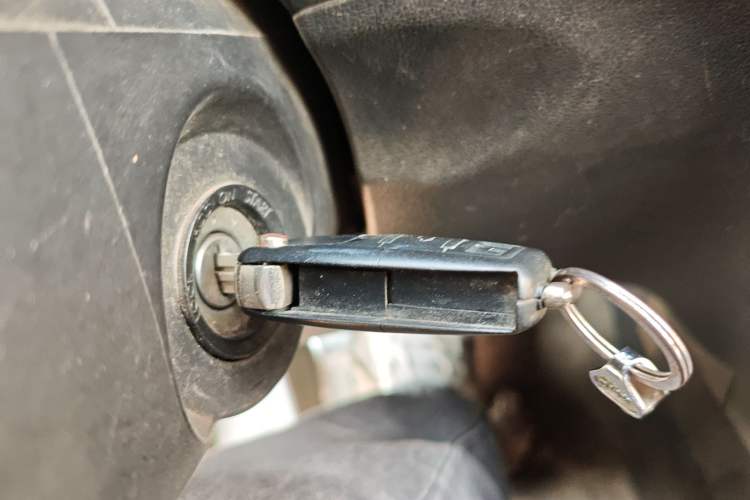 Used Dongfeng Fengon 330 2016 1.5L Manual Enjoyment Model DK15 Vehicle Key