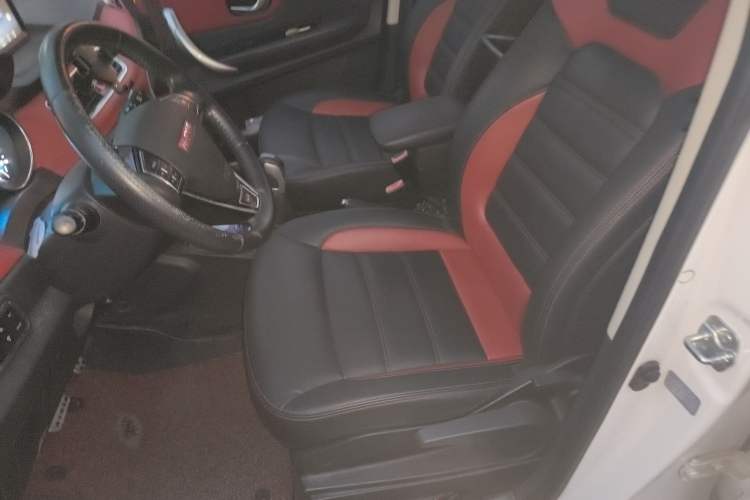 Used Haval H1 2015 1.5L AMT Luxury Model