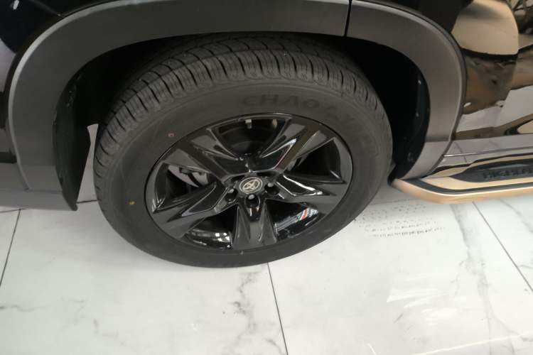 Used Toyota Highlander 2018 2.0T Four-Wheel Drive Knight Edition 7 Seats China VI Standard Right Rear Wheel Hub