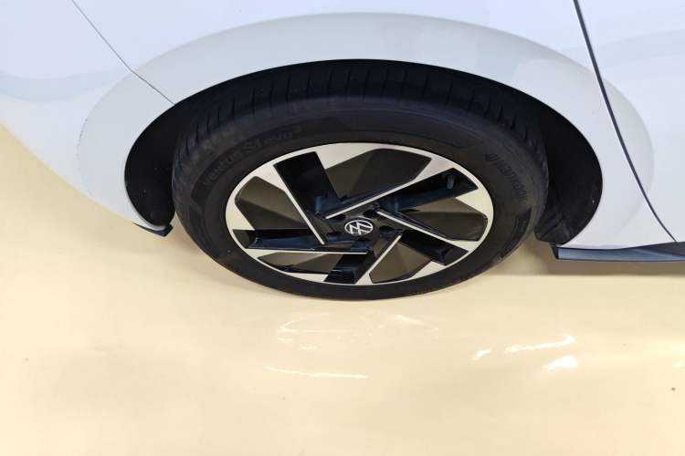 Used Volkswagen ID.3 2021 Pure Edition Right Rear Wheel Hub