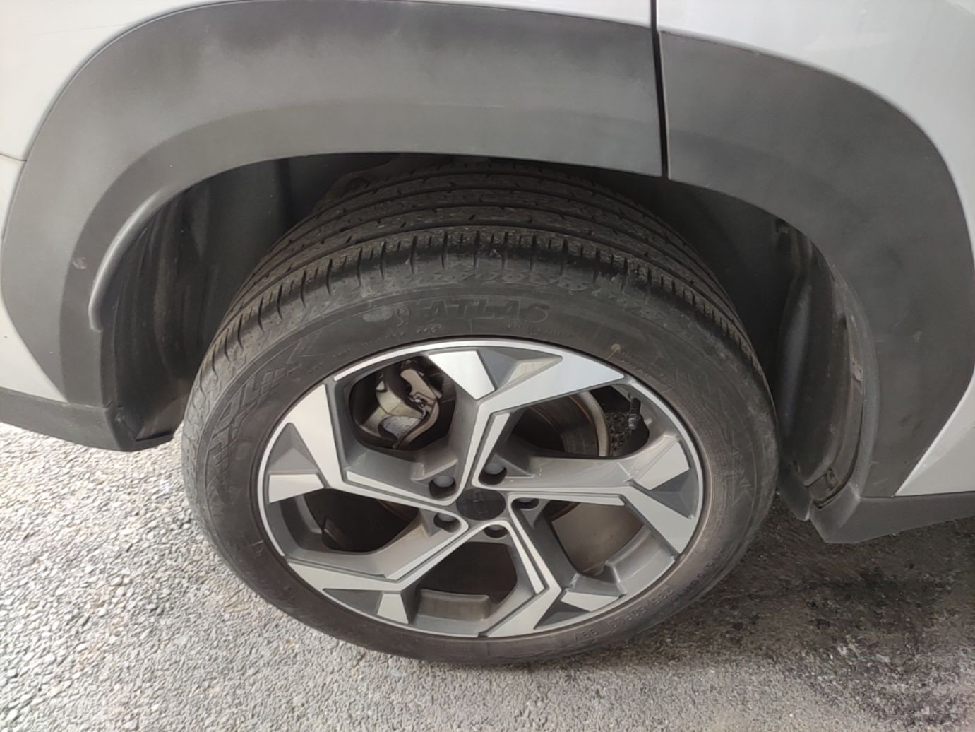 Geely Auto FX11 2023 1.5TD DCT Prestige Edition — снимка 11