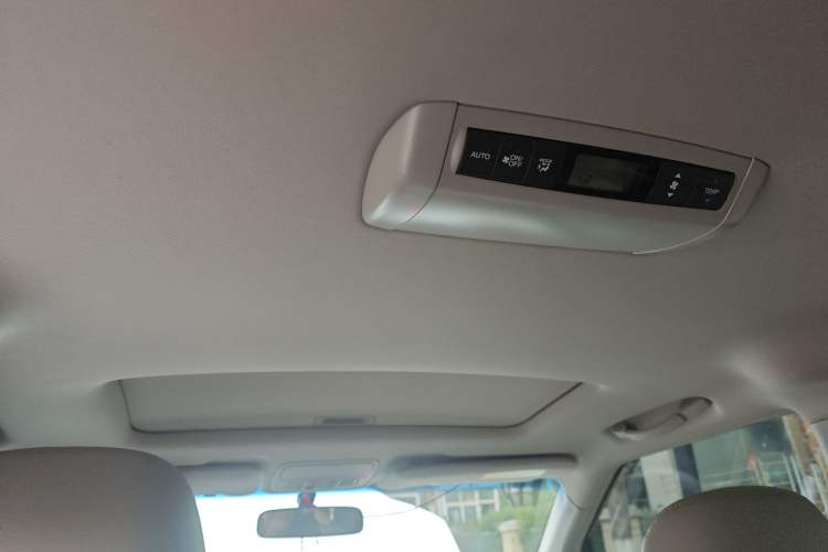 Used Honda Elysion 2015 2.4L VTi-S Prestige Edition