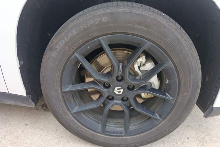 Used Leapmotor C10 2026 605 Enjoyment Edition Right Front Wheel Hub