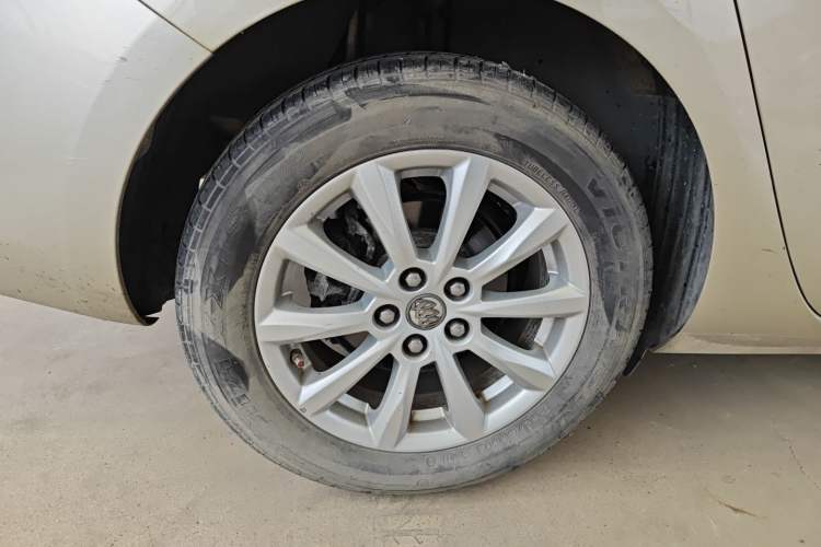 Used Buick GT 2013 GT 1.8L Automatic Fashion Edition