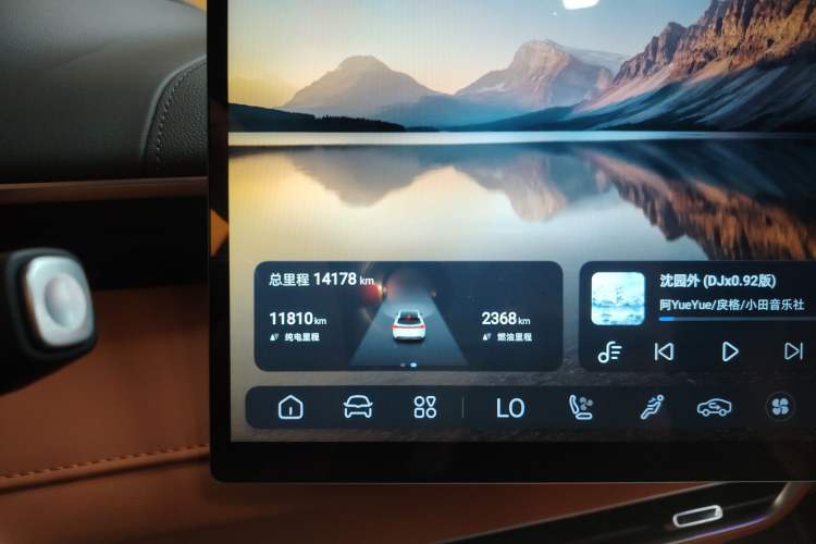 Used Deepal S07 2024 215Max Qiankun Intelligent Driving ADS SE Range-Extended Version
