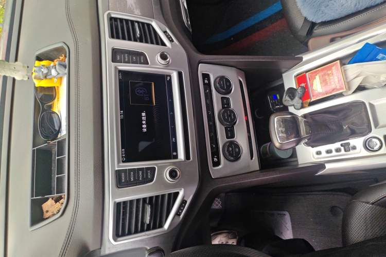 Used Volkswagen Teramont 2017 330TSI Two-Wheel-Drive Luxury Edition