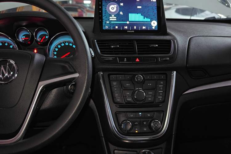 Used Buick Encore 2015 1.4T Automatic Two-Wheel Drive Urban Elite Version
