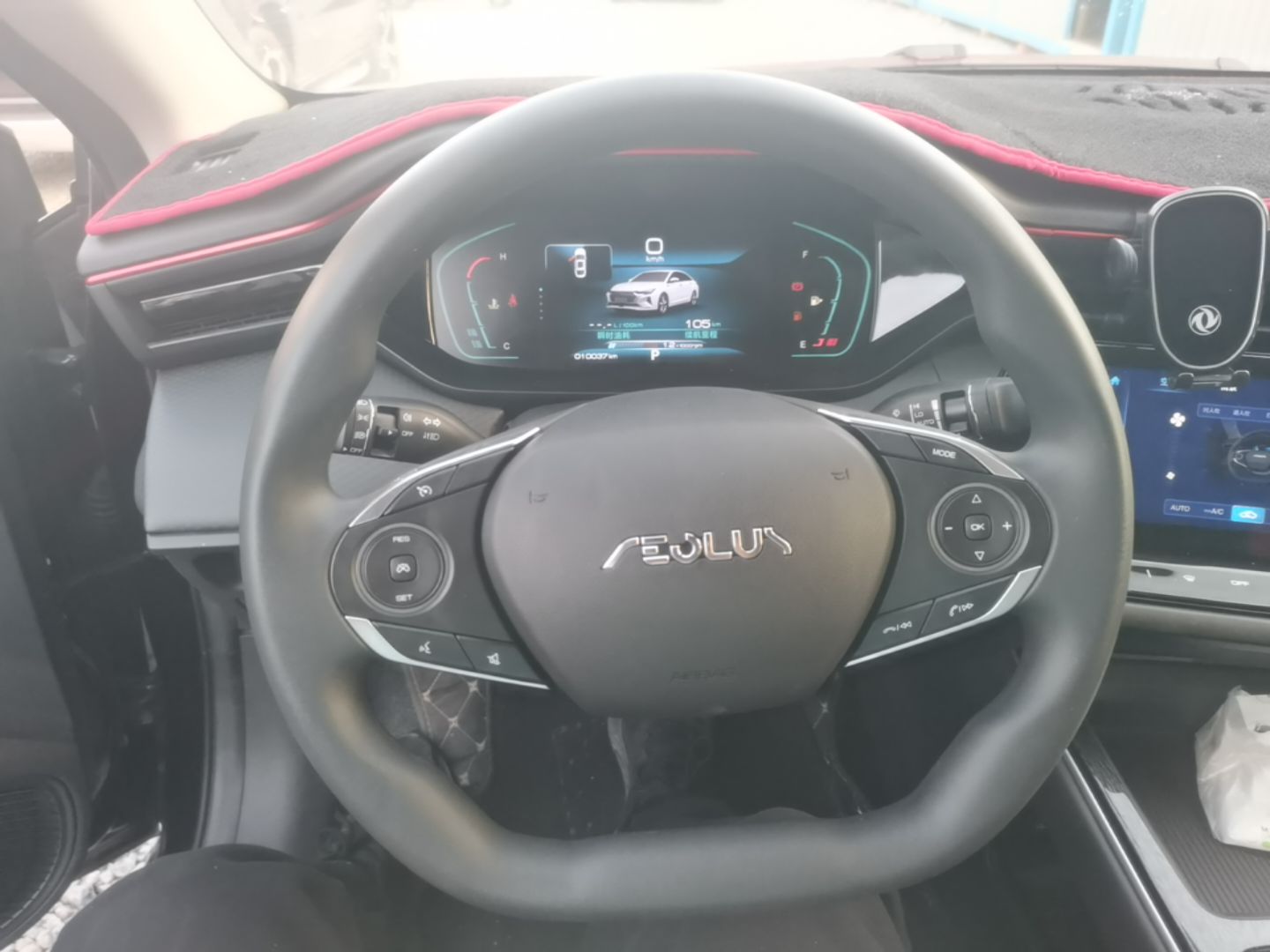 Dongfeng Aeolus Yixuan MAX 2024 1.5T Luxury Edition — снимка 13