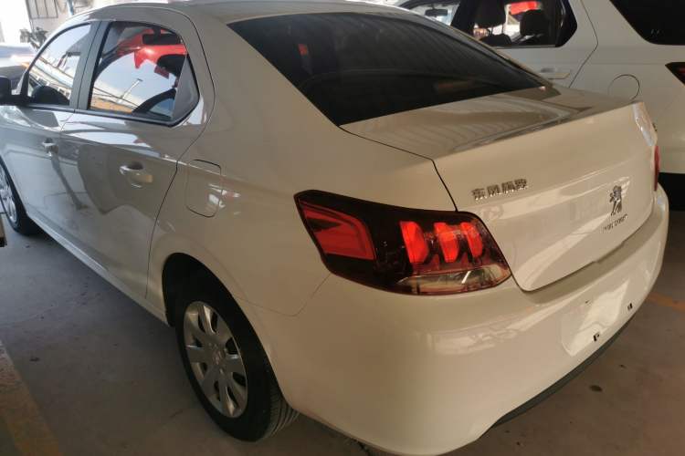 Used Peugeot 301 2018 1.6L Manual Comfort Edition
