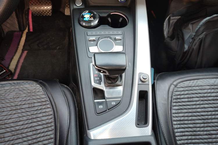 Used Audi A4L 2017 40 TFSI Fashion Model
