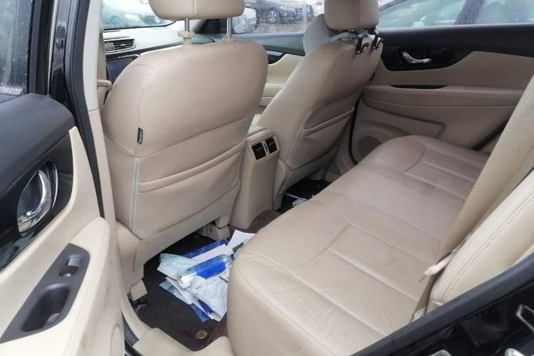 Used Nissan X-Trail 2017 2.5L CVT Luxury Edition 4WD
