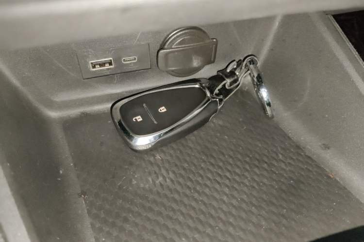 Used Chevrolet Trax 2022 Encore RS 1.5T CVT CoolPro
