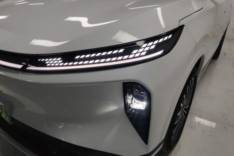 Used Dongfeng Aeolus Aeolus L8 2025 Model 185KM Ideal Edition