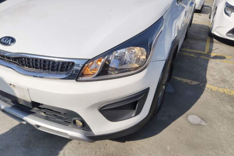 Used Kia KX Cross 2017 1.4L AT GLS