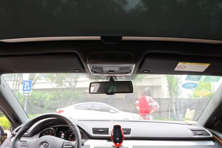 Used Volkswagen FAW-Volkswagen CC 2015 2.0 TSI Luxury Model
