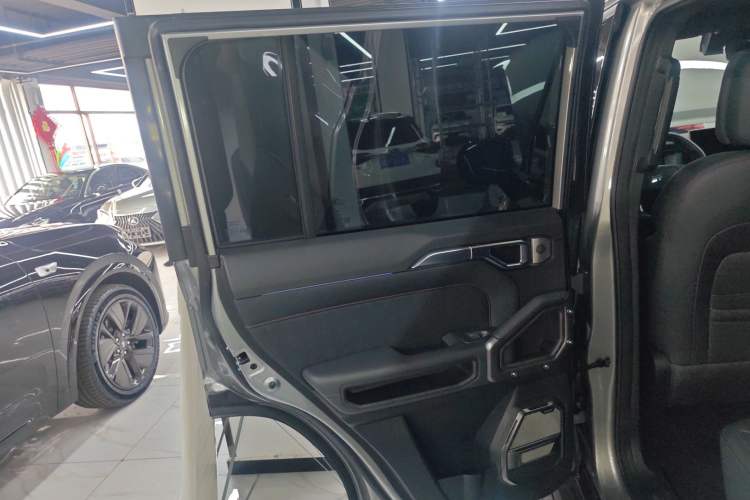 Used JETOUR Traveler 2023 2.0T All-Wheel Drive Conquer PRO