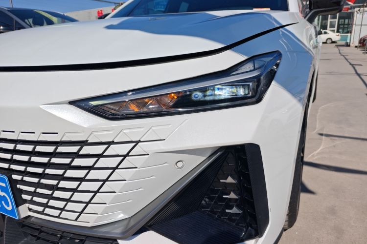 Used CHANGAN UNI-V 2023 1.5T Prestige Model Left Front Headlight