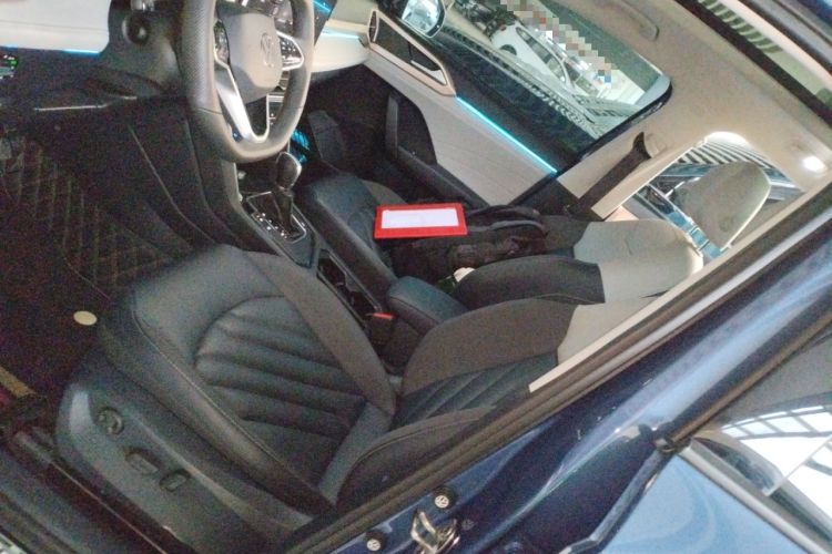 Used Volkswagen Tharu 2023 300TSI Two-Wheel-Drive Moonlight Edition