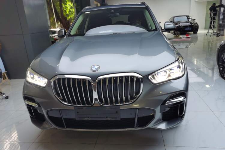 Used BMW X5 2022 Restyled xDrive 30Li Luxury Version M Sport Package