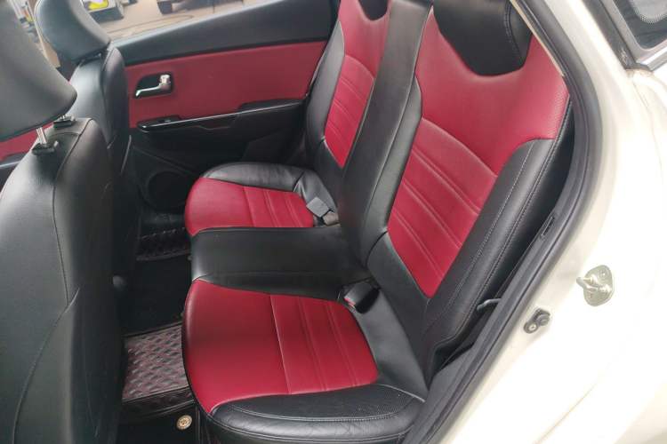 Used Kia K2 2015 Hatchback 1.4L AT GLS Cool Edition Left Rear Seat