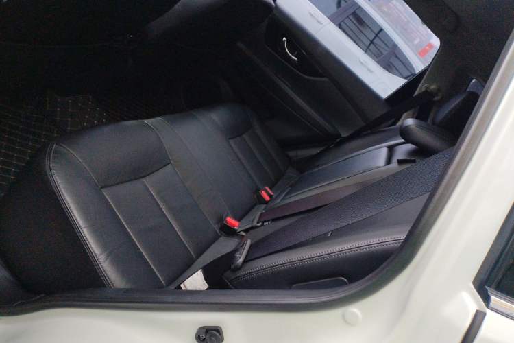 Used Nissan X-Trail 2019 2.5L CVT Smart Connect Luxury Edition 4WD Left Rear Seat