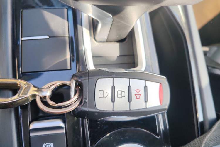 Used Great Wall Poer 2021 2.0T Commercial Version Automatic Diesel 4x4 Elite Long-Box GW4D20M
