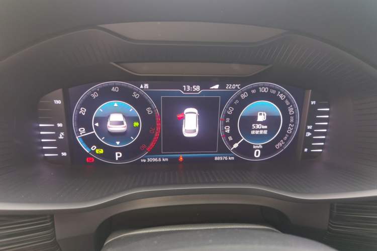 Used Skoda Kodiaq 2019 Facelifted TSI330 7-Seater Two-Wheel-Drive Luxury Enjoyment Edition China VI Standard Instrument Cluster